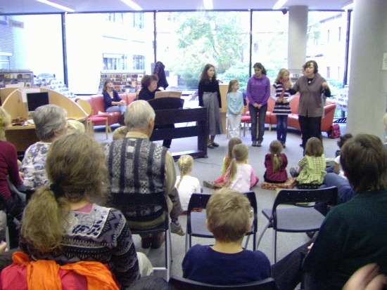 Mehrmals im Jahr laden wir gemeinsam mit dem Konservatorium und der Musikschule Robert Franz zu der beliebten Familienveranstaltung ein.