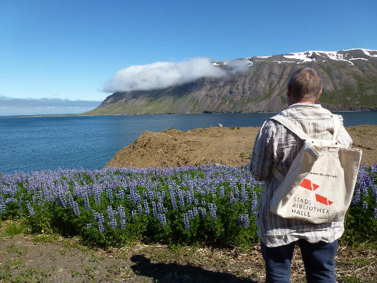 Unsere Rucksack-Tragetasche in Island.